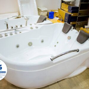 Baignoire jacuzzi luxe à Dakar et Guédiawaye.