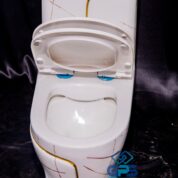 chaise anglaise luxe doré grand model gassama plomberie sanitaire lavabo